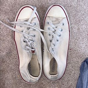 White Low Converse